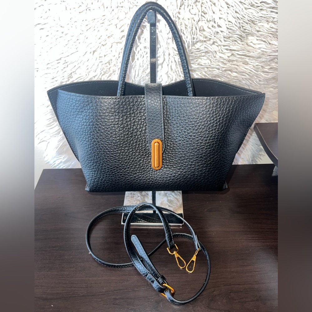 Elegant Black Tote Hobo Crossbody Bag